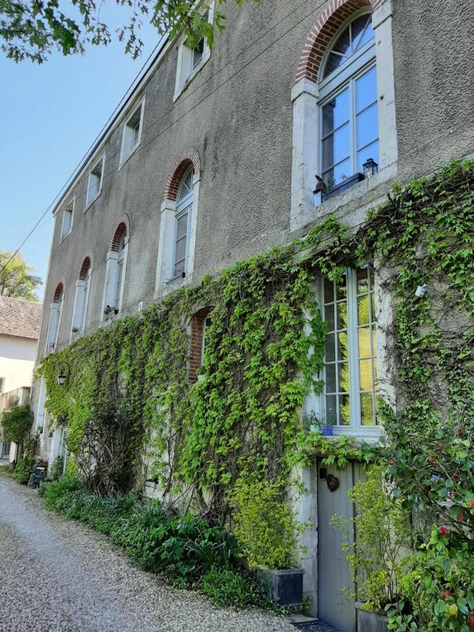 Dans Moulin Au Bord De L'Eau, Appartement Chaleureux Saint-Pryve-Saint-Mesmin Екстер'єр фото
